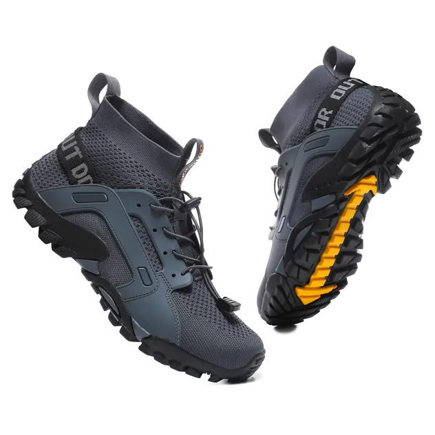 Barefoot Shoes Water Shoes Men Women Beach Swim Aqua Barefoot Ultra-Light Indoor Shoes with Drainage Holes, Silent &amp; Perfect for Yoga