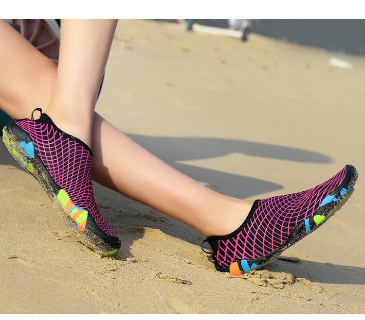 Customizable Slip-on Breathable Rubber Midsole Water Shoes for Women