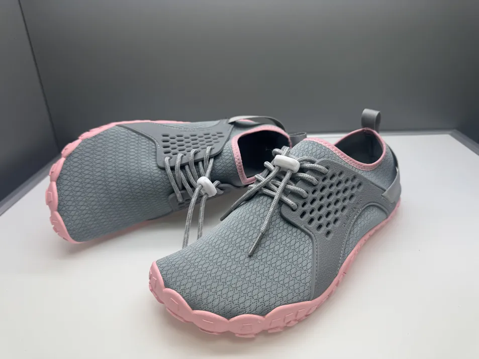 Water Shoes for Women and Men Fitness Shoes OEM Quick-Dry Amphibious Shoes with Silent Sole Beach &amp; Indoor Training Dual Purpose