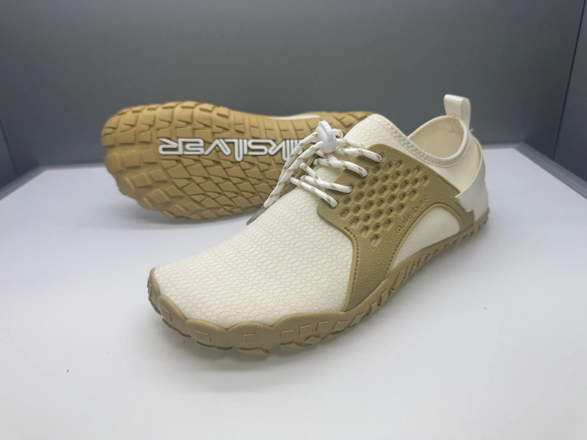 Water Shoes for Women and Men Fitness Shoes OEM Quick-Dry Amphibious Shoes with Silent Sole Beach &amp; Indoor Training Dual Purpose