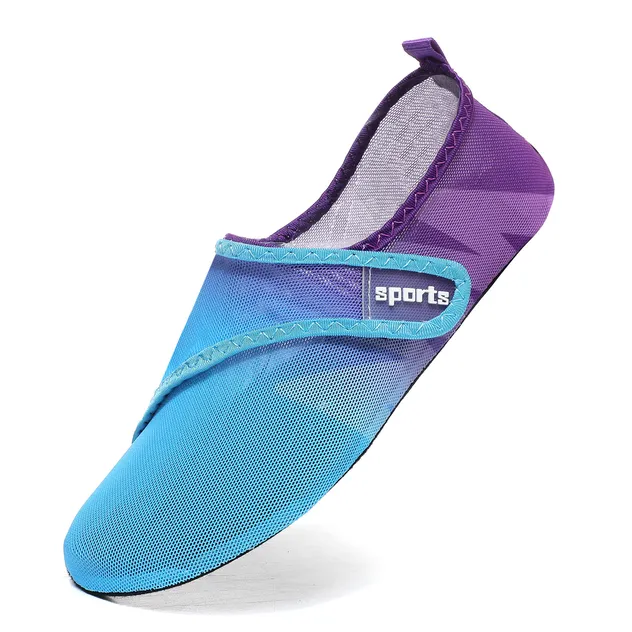 Customizable Slip-on Breathable Rubber Midsole Shoes for Active Men