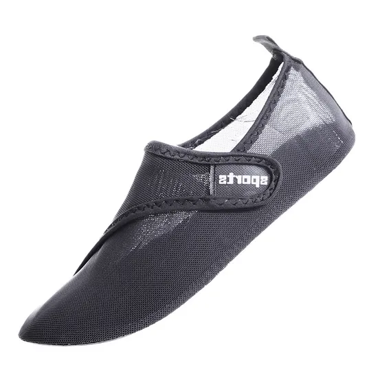 Customizable Slip-on Breathable Rubber Midsole Shoes for Active Men
