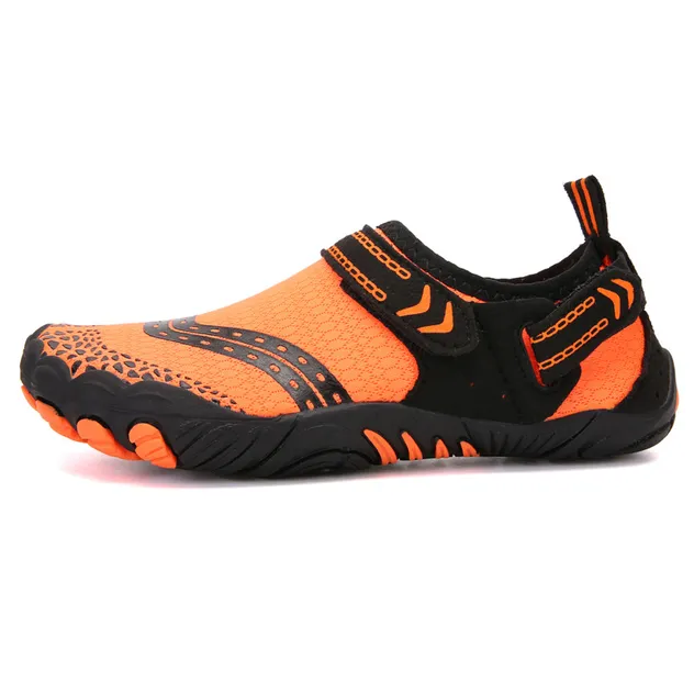 Breathable Slip-on Women's Aqua Shoes Lightweight Customizable Logo