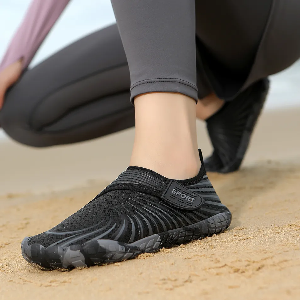 Water Shoes Aqua Swim Shoes Men's Barefoot Shoes Lady Shoes Beach Sports Quick Dry Barefoot for Boating Fishing Diving Surfing Beach Shoes