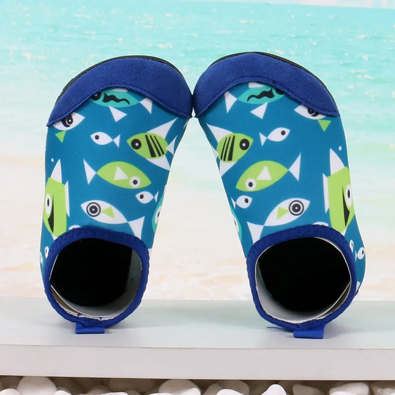 Quick-Dry Kids Water Shoes Slip-on Sneakers for Beach Parks