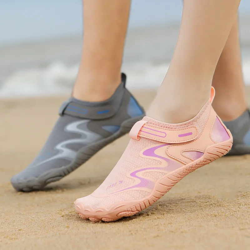 Anti-Slip Aqua Sneakers with OEM Logo for Adults &amp; Kids