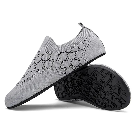 Breathable Rubber Sole Beach Shoes for Men - Model No. 2514-1