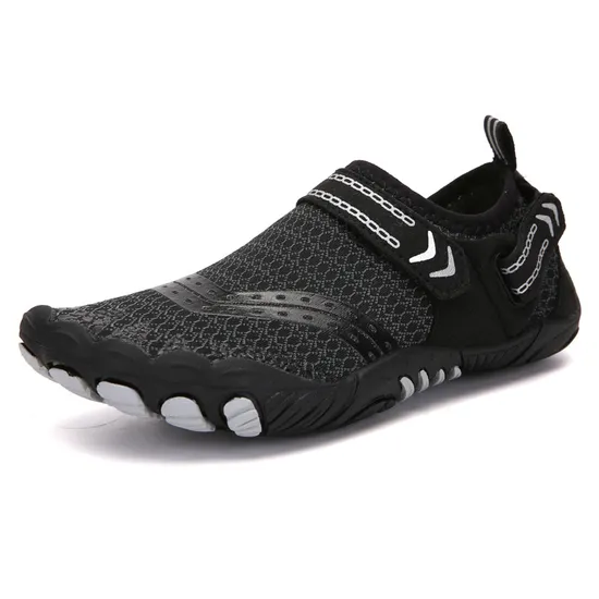 Breathable Slip-on Women's Aqua Shoes Lightweight Customizable Logo